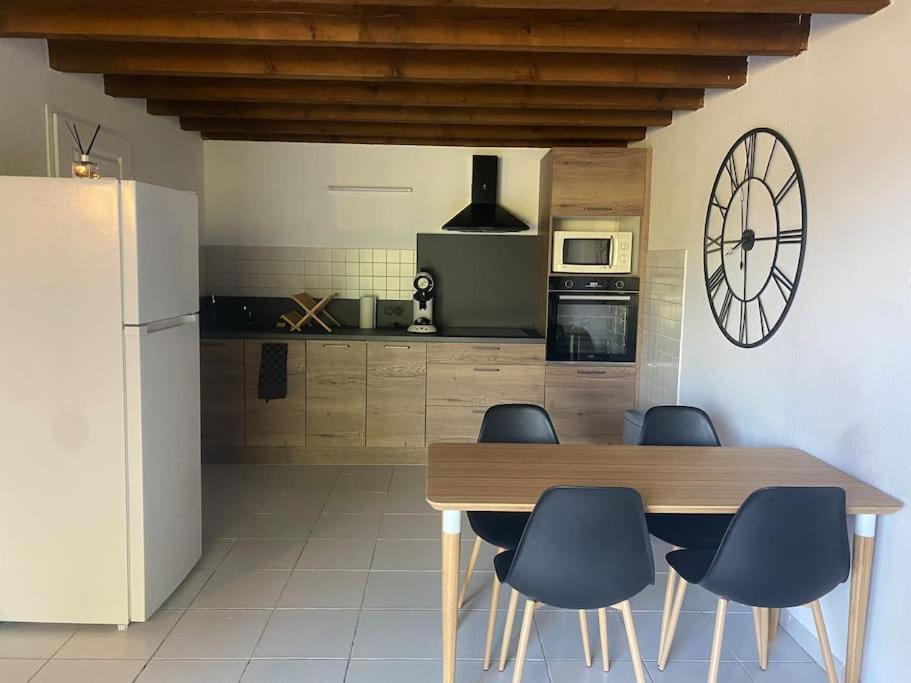 Appartement En Provence Chateaurenard Exterior photo